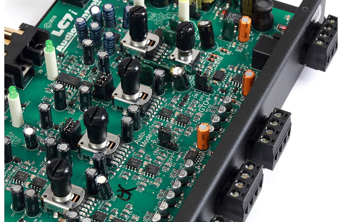 AudioControl LC7i Black 6-Channel Line Output Converter with Bass Restoration
